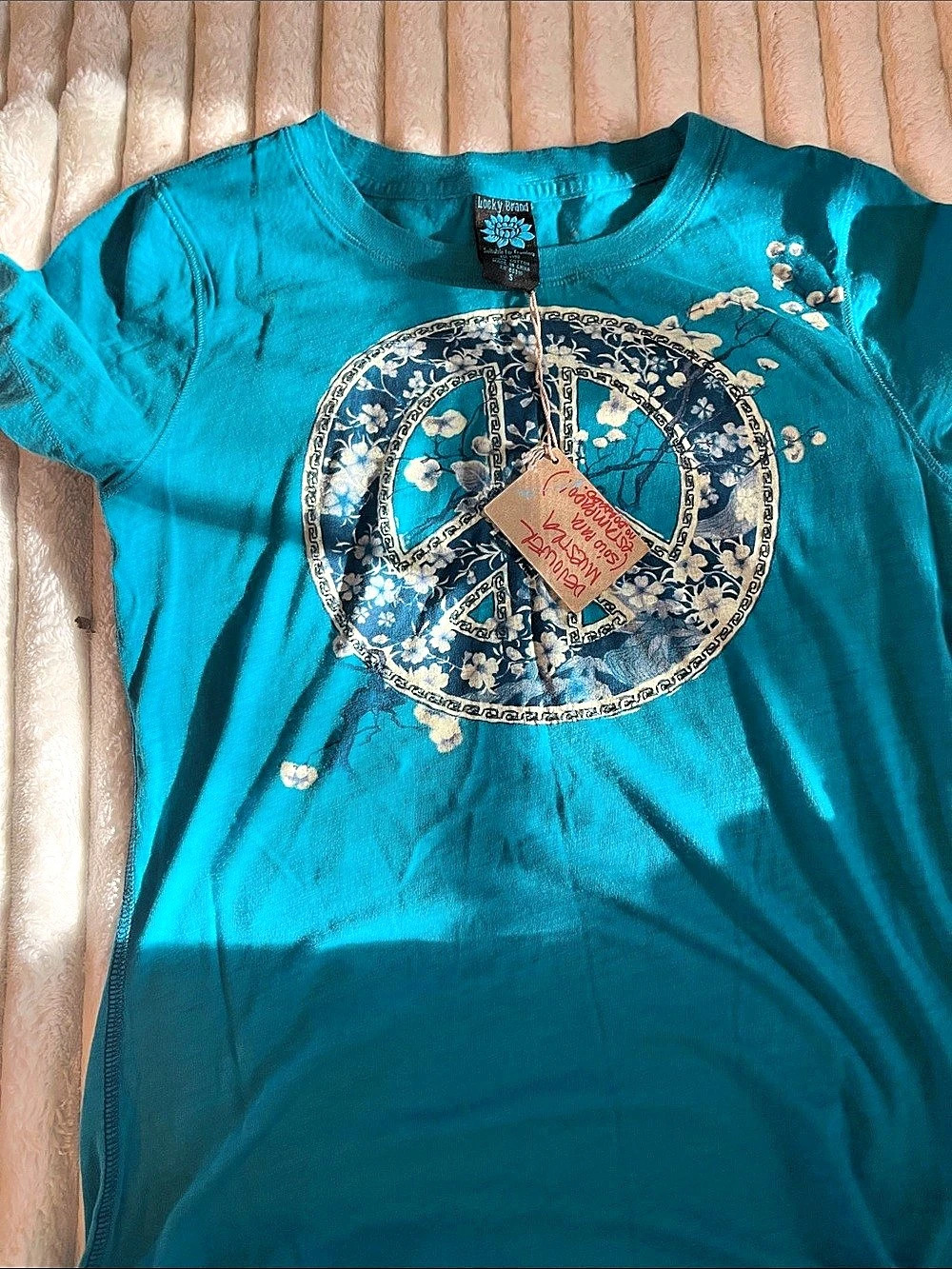 Lucky Brand D3-PS Peace Blossom Floral Short Sleeve Tee in Blue Size Small NWT